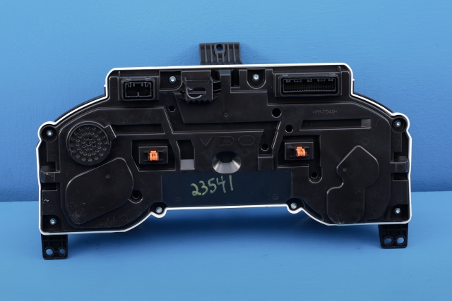 Instrumentpanel til Toyota Camry 2019-->>  (TOYOTA|83800-33Y21-B|)