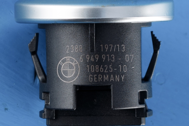 Bryter start/stopp til BMW X1 2009-2015 (E84) (E84) (BMW|6 949 913|)