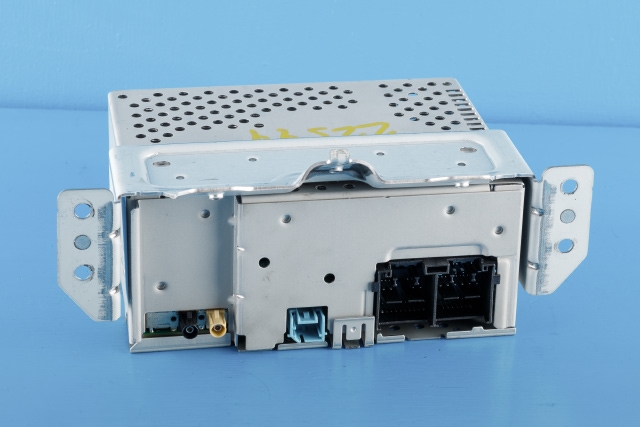 Bilstereo navigasjon til Ford Puma 2019-->>  (FORD|H1BT-18K810-ZAM|)