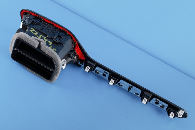 Dashbord friskluftdyse høyre til Ford Puma 2019-->>  