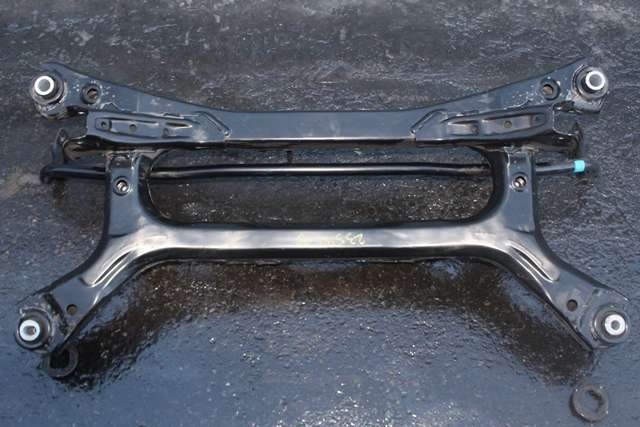 Travers bak til Toyota Camry 2019-->>  