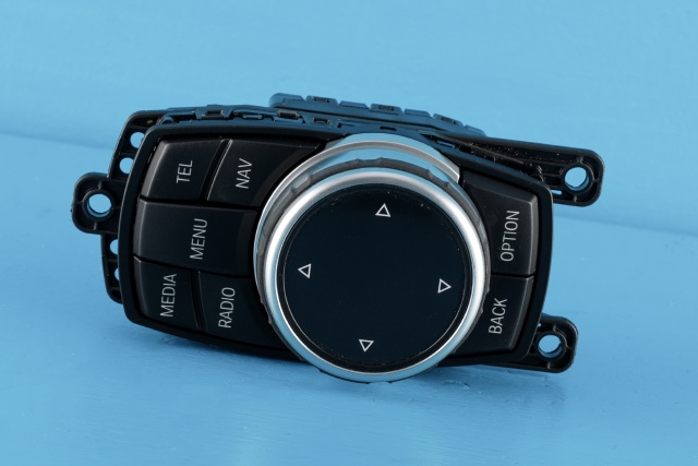 Bilstereo navigasjon betjeningspanel til BMW i3 2013-2022 (BMW|65.82-9 332 285|)