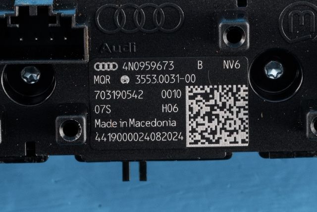Bryter start/stopp til Audi e-tron 2018-->> (VAG|4N0 959 673|)