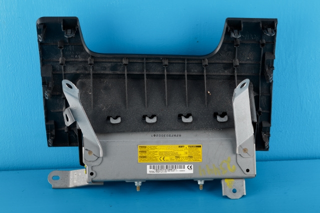 Airbag kne til Toyota RAV4 2013-2015 (Type IV, Fase 1)  
