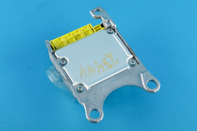 Styreenhet airbag hovedsensor til Toyota RAV4 2013-2015 (Type IV, Fase 1)  (DENSO|150300-8282|89170-42430|)