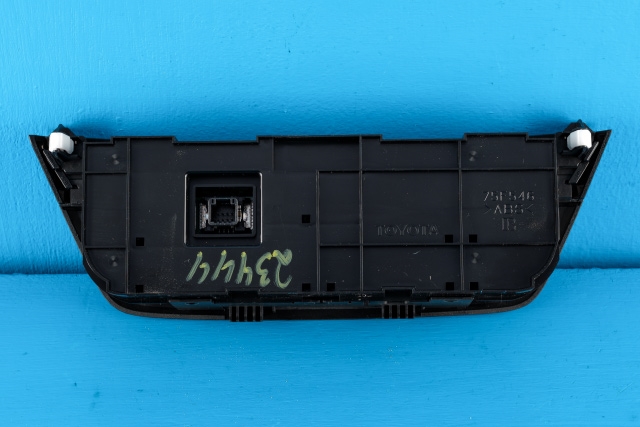 Varmeapparat betjening til Toyota RAV4 2013-2015 (Type IV, Fase 1)  (TOYOTA|55900-42410|)