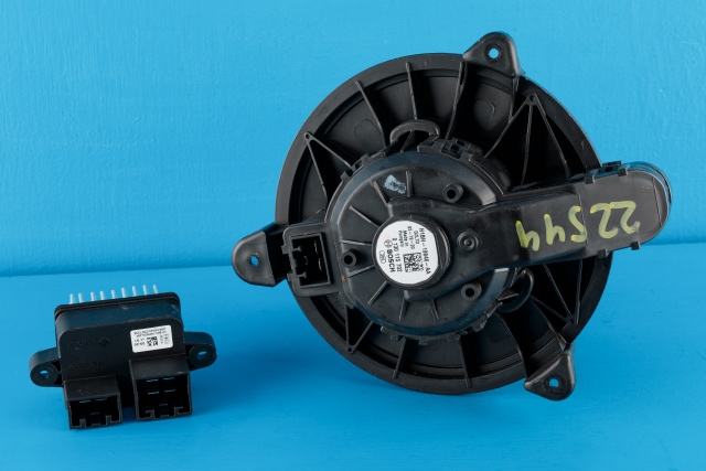 Varmeapparat motor til Ford Puma 2019-->> (FORD|H1BH-19846-AA|)