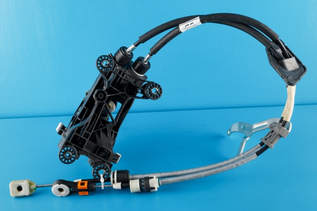Girstang manuell til Ford Puma 2019-->>  (FORD|L1TR-7C453-BLC|)
