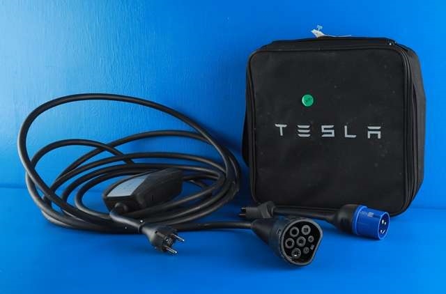Batterilader kabel til Tesla Model 3 2018-2023 (Fase 1)  (TESLA|1121254-00-E|)