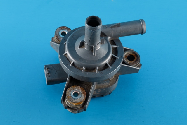 Sirkulasjonspumpe til Toyota RAV4, 2016-2019 (Type IV, Fase 2)  (TOYOTA|G9040-48010)