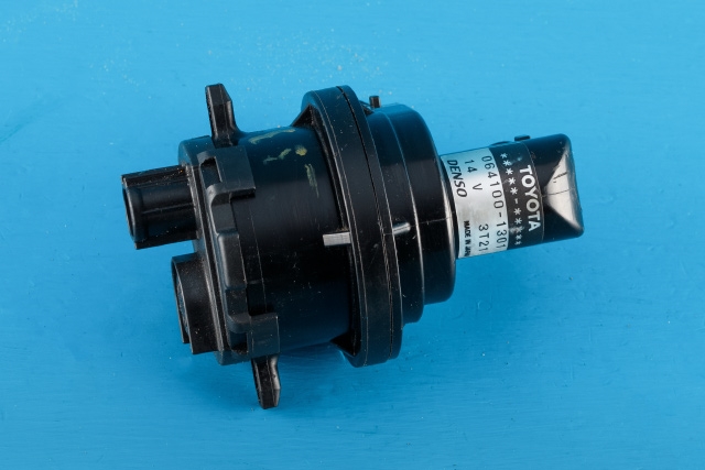 Sirkulasjonspumpe til Toyota RAV4 2016-2019 (Type IV, Fase 2) (DENSO|064100-1301|)