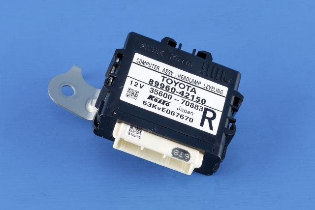 Styreenhet diverse til Toyota RAV4, 2016-2019 (Type IV, Fase 2)  (KOITO|35600-70883)