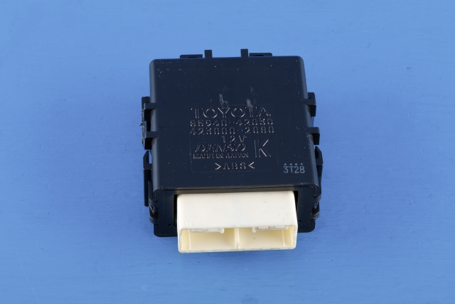 Rele diverse til Toyota RAV4, 2016-2019 (Type IV, Fase 2)  (DENSO|423000-2080)