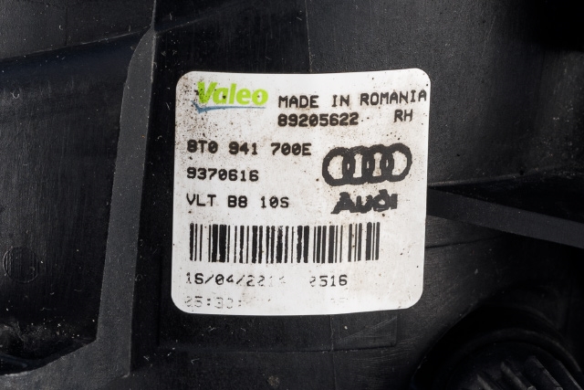 Tåkelykt høyre foran til Audi Q3 2011-2014 (Type I, Fase 1) (VAG|8T0 941 700 E|)