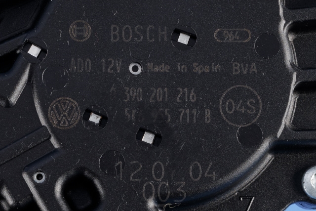Viskermotor bakrute til VW Touran 2010-2015 (Type I, Fase 3)  (BOSCH|0 390 201 216|5K6 955 711 B|)