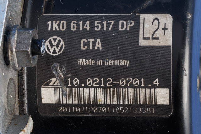ABS sentral til VW Touran 2010-2015 (Type I, Fase 3) (VAG|1K0 614 517 DP|1K0 907 379 BL|)
