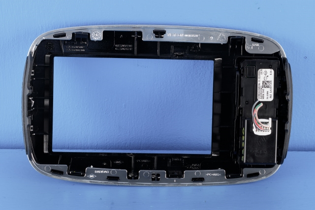 Bilstereo betjeningspanel til Smart Forfour 2015-->> (Type II) (W453) (W453) (RENAULT|253B 06356R|)