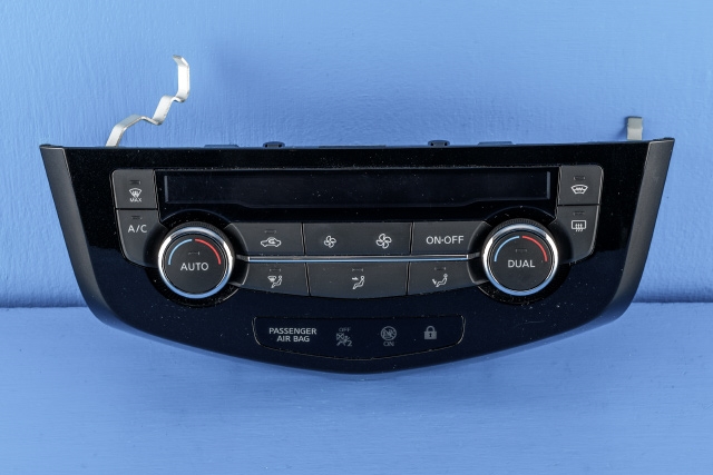 Varmeapparat betjening til Nissan Qashqai, 2014-2021 (Type II)  (NISSAN|27500-4EA1A)