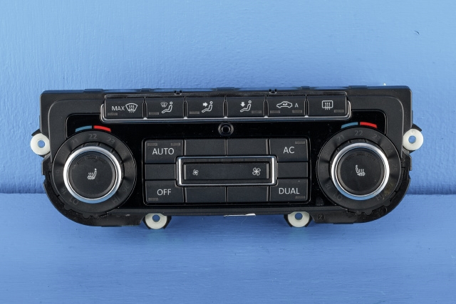 Varmeapparat betjening til VW Golf VI, 2008-2012 (HELLA|5HB 009 746-41)