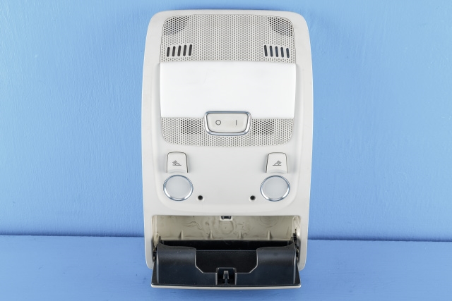 Taklyspanel til Audi A4 2007-2014 (Type IV) (B8) (B8) (VAG|8T0 947 135 B|)