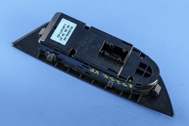Bryter ruteheis førerdørspanel til BMW X1 2009-2015 (E84) (E84) (BMW|9 216 046|)