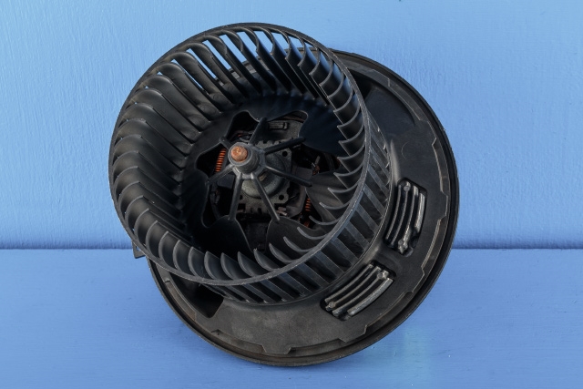 Varmeapparat motor til BMW X1, 2009-2015 (E84) (E84) (BMW|64.11-6 933 663)