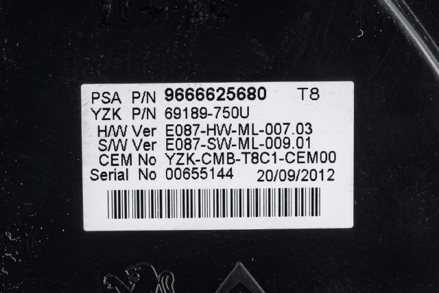 Instrumentpanel til Peugeot 3008 2009-2016 (Type I) (YAZAKI|69189-750U|96 666256 80|)