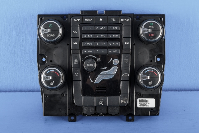 Bilstereo navigasjon betjeningspanel til Volvo V60, 2010-2013 (Type I, Fase 1)  (VOLVO|30795271)