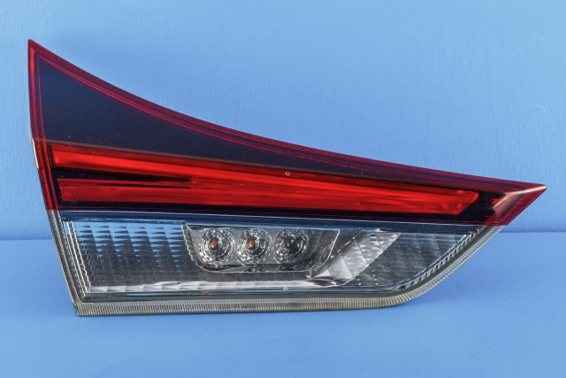 Baklykt venstre indre til Toyota Auris, 2015-2019 (Type II, Fase 2)  