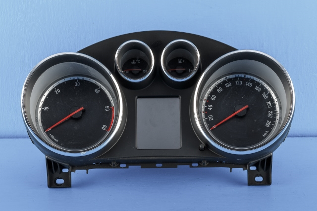 Instrumentpanel til Opel Insignia A, 2009-2014  (GM|13 327 313)