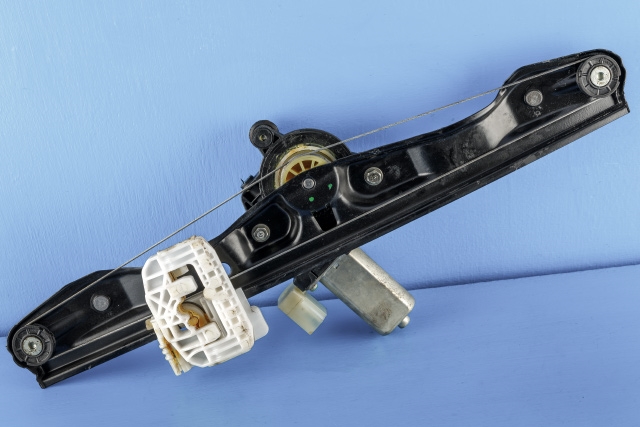 Ruteheis venstre bak til BMW 3-Serie 2012-2018 (F30/F31/F34) (F30/F31/F34) (BMW|7 351 049|)