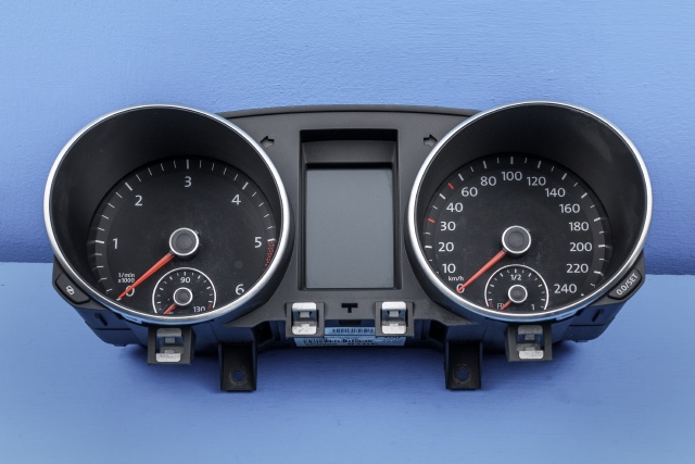Instrumentpanel til VW Golf VI, 2008-2012  (VAG|5K0 920 870 E)