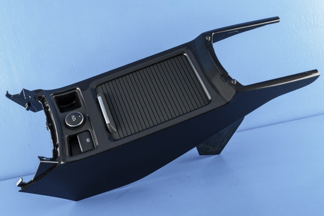 Dashbord koppholder til Ford Kuga, 2013-2019  (FORD|GV4T-14B079-MDB)