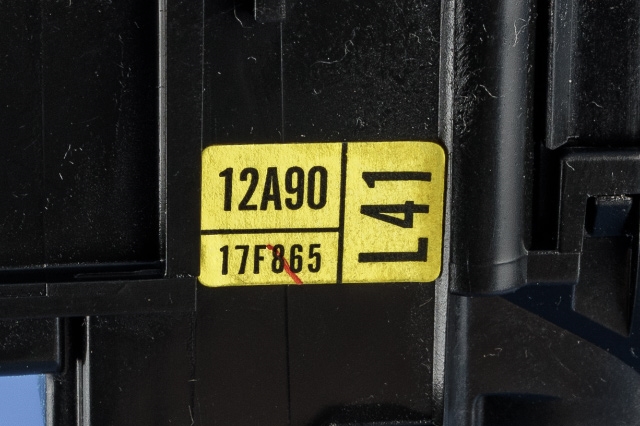 Bryter visker til Toyota RAV4 2013-2015 (Type IV, Fase 1) (TOYOTA|12A90-17F865|)