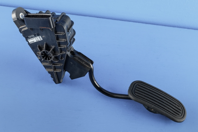 Pedal gass til Toyota Hilux, 2006-2011  (DENSO|198800-3140)