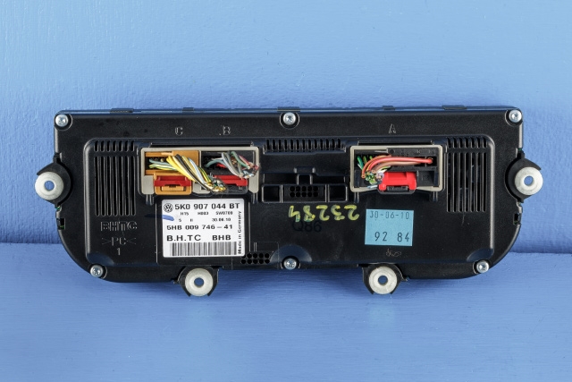Varmeapparat betjening til VW Golf VI 2008-2012  (HELLA|5HB 009 746-41|5K0 907 044 BT|)