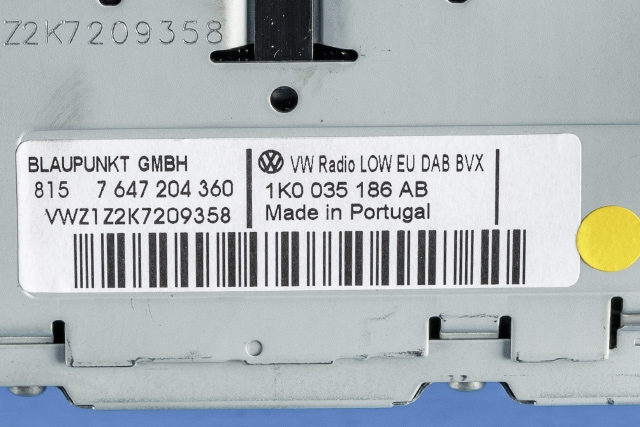 Bilstereo, med DAB til VW Golf VI 2008-2012 (BOSCH|7 647 204 360|1K0 035 186 AB|)