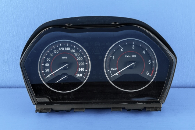 Instrumentpanel til BMW 1-Serie 2011-2015 (Fase 1) (F20/F21) (F20/F21) (BMW|9 232 892|)
