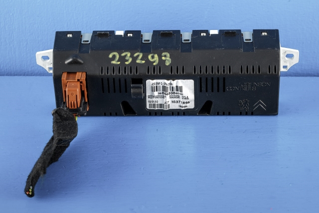 Instrument kjørecomputer til Peugeot 3008 2009-2016 (Type I)  (JOHNSON|NS371846|96 664836 80|)