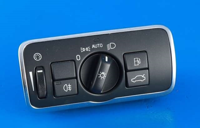 Bryter lys til Volvo V60/V60 CC, 2013-2018 (Type I, Fase 2)  (VOLVO|30739448)