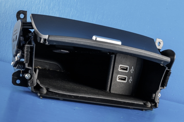 Dashbord myntrom til Ford Edge 2016-2019