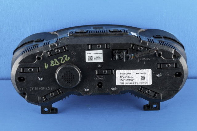 Instrumentpanel til Ford Focus 2014-2018 (Type III, Fase 2) (FORD|F1ET-10849-BLG|)