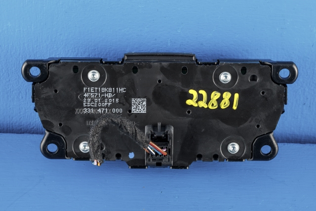 Bilstereo betjeningspanel til Ford Focus 2014-2018 (Type III, Fase 2)  (FORD|F1ET-18K811-HC|)
