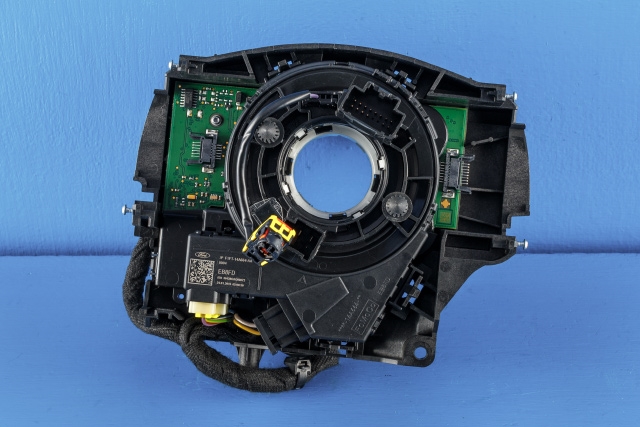Airbag slepering til Ford Focus 2014-2018 (Type III, Fase 2) (FORD|F1FT-14A664-AA|)