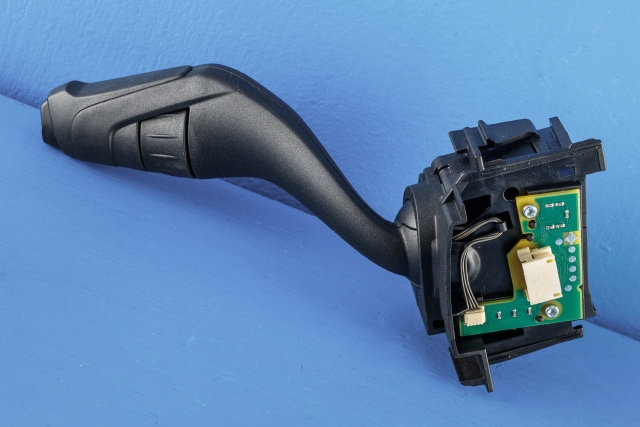 Bryter visker til Ford Focus 2014-2018 (Type III, Fase 2)  (FORD|F1FT-17A553-BA|)