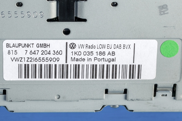 Bilstereo, med DAB til VW Golf VI 2008-2012  (BOSCH|7 647 204 360|1K0 035 186 AB|)