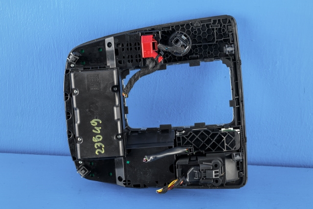 Bilstereo navigasjon betjeningspanel til Audi A7 2010-2014 (Type I, Fase 1) (VAG|4G1 919 612 L|)