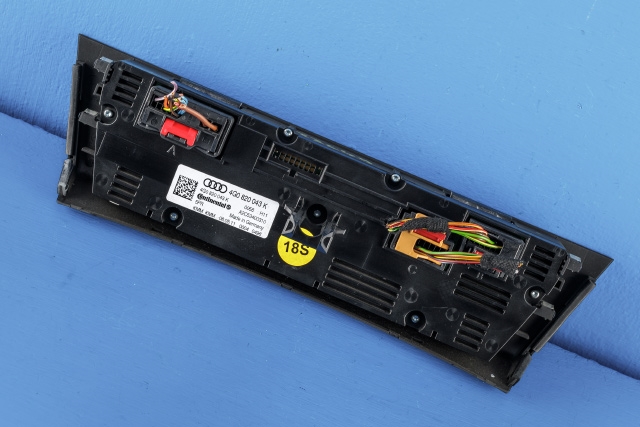 Varmeapparat betjening til Audi A7 2010-2014 (Type I, Fase 1)  (VAG|4G0 820 043 K|)