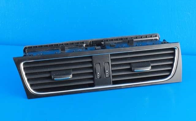 Dashbord friskluftdyse midtkonsoll til Audi A4, 2007-2014 (Type IV) (B8) (B8) (VAG|8T1 820 951 B)