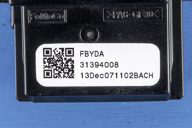 Bryter visker til Volvo V40 2012-2019  (VOLVO|31394008|)
